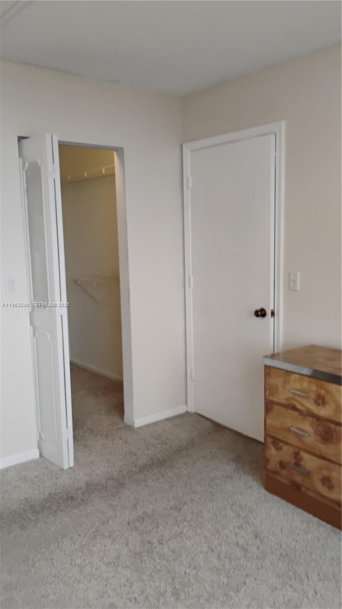 VILLAGES OF ORIOLE BONAIR - Residential