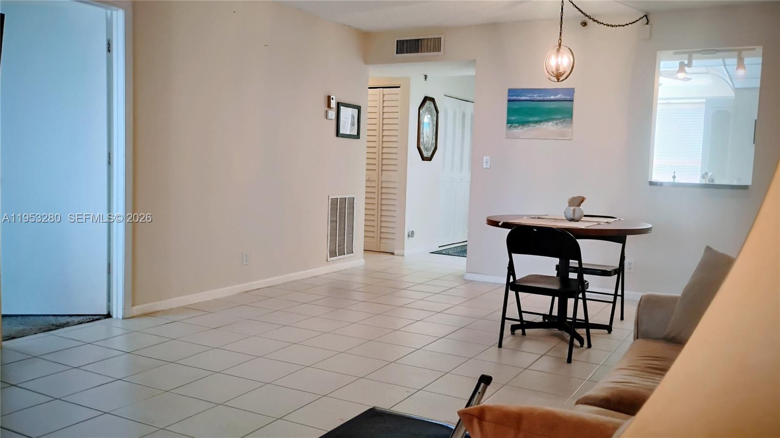 VILLAGES OF ORIOLE BONAIR - Residential