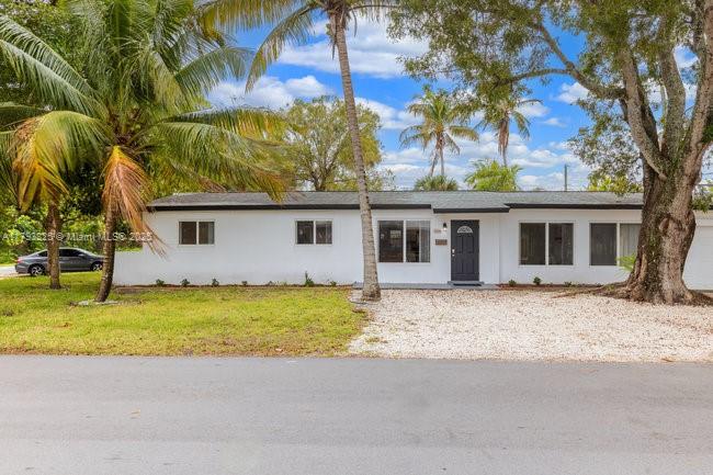 Rental Property at 3201 Sw 9th Ave, Fort Lauderdale, Broward County, Florida - Bedrooms: 3 
Bathrooms: 2  - $4,000 MO.