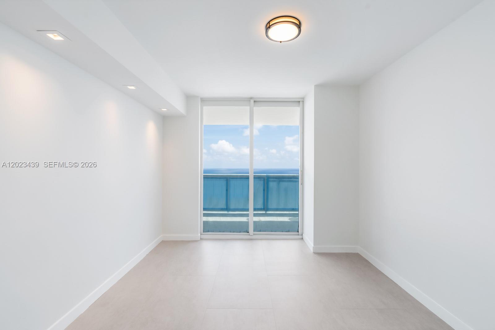 LA GORCE PALACE CONDO - Residential