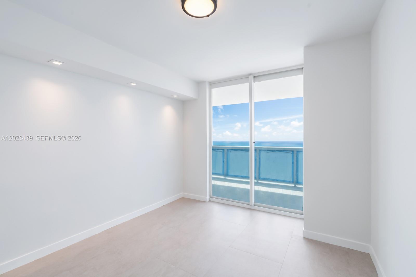 LA GORCE PALACE CONDO - Residential
