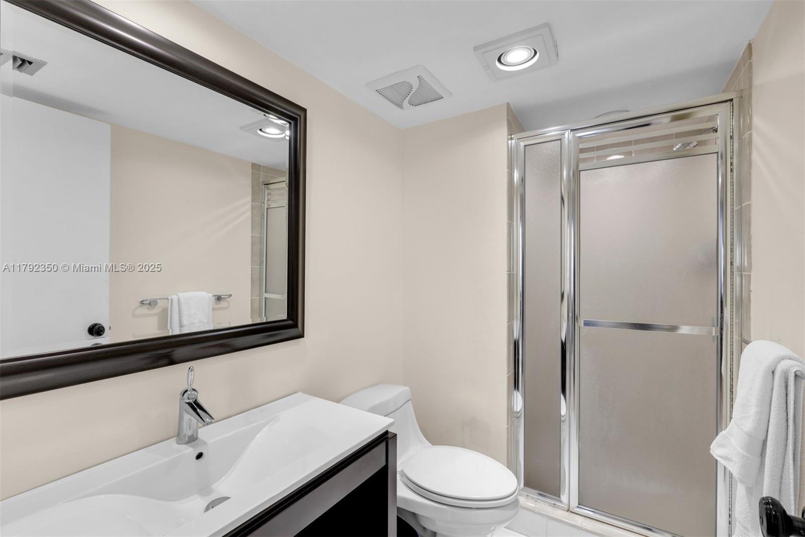 BRICKELL KEY ONE CONDO - Residential
