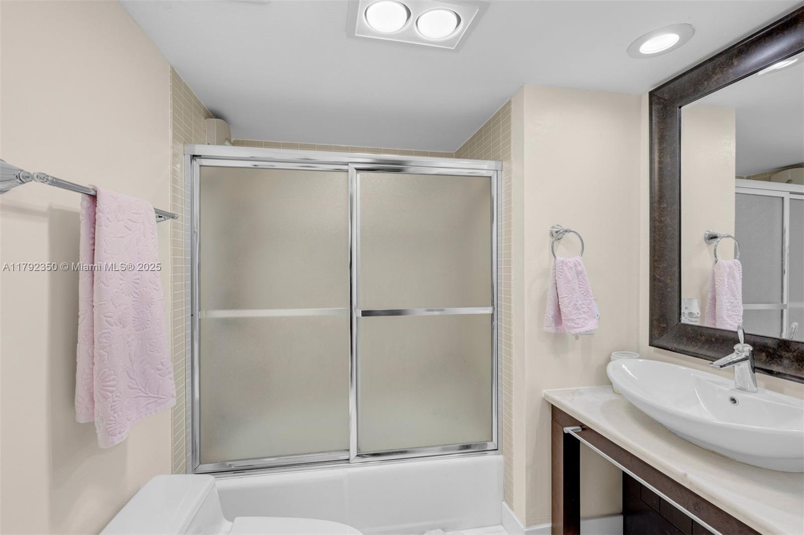 BRICKELL KEY ONE CONDO - Residential