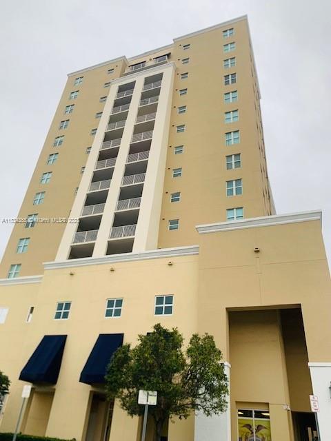 MEDITERRANEA CONDO - Residential