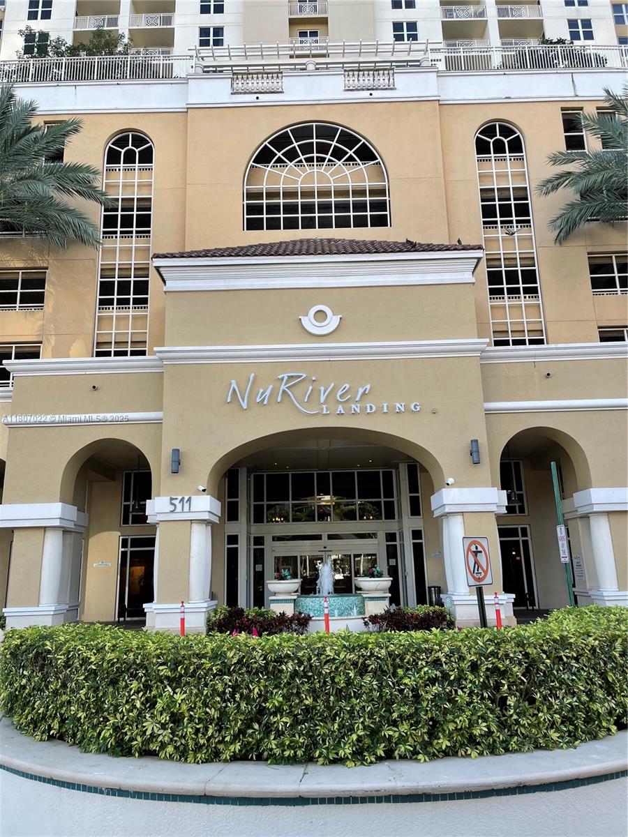 511 Se 5th Ave 806, Fort Lauderdale, Broward County, Florida - 2 Bedrooms  
1 Bathrooms - 