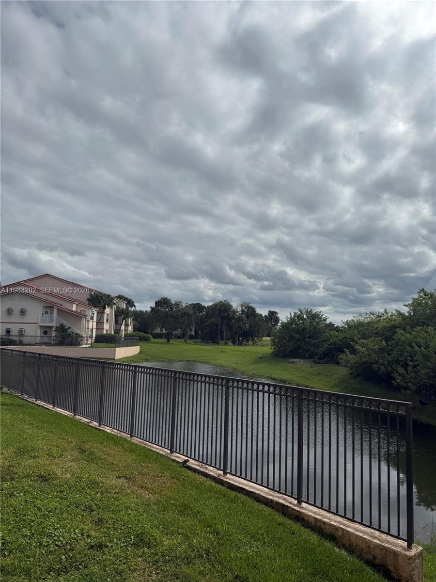 CORAL KEY CONDO - Residential Lease