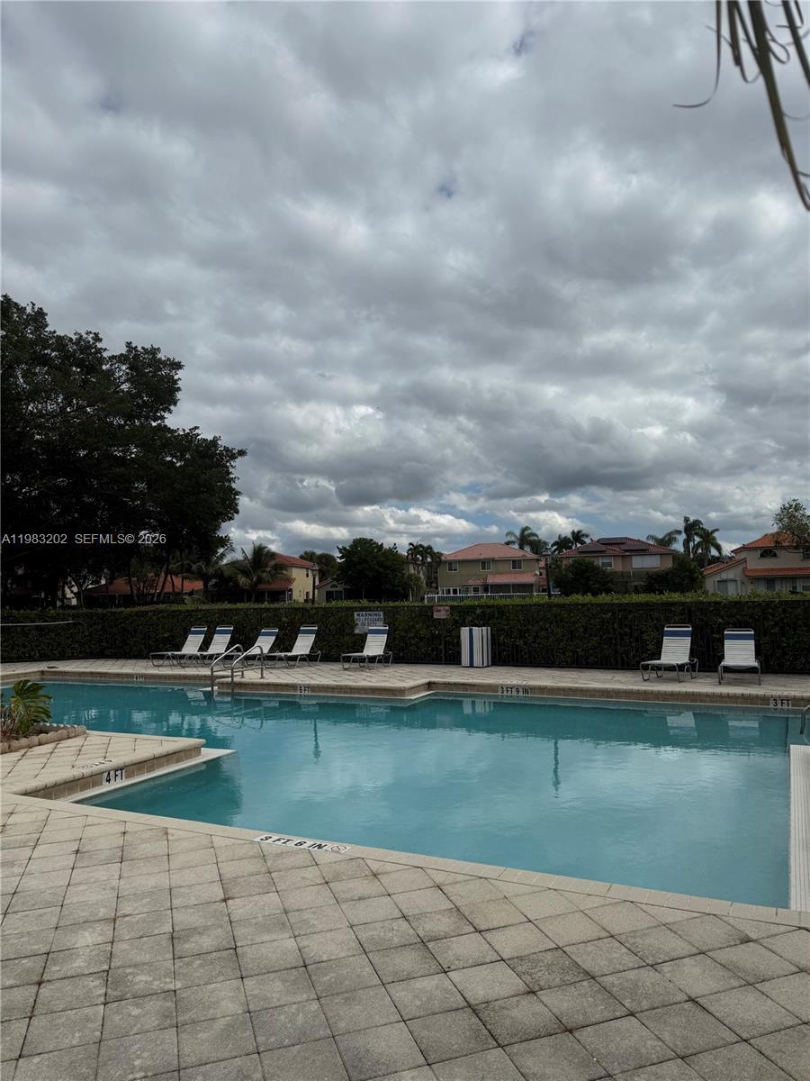 CORAL KEY CONDO - Residential Lease