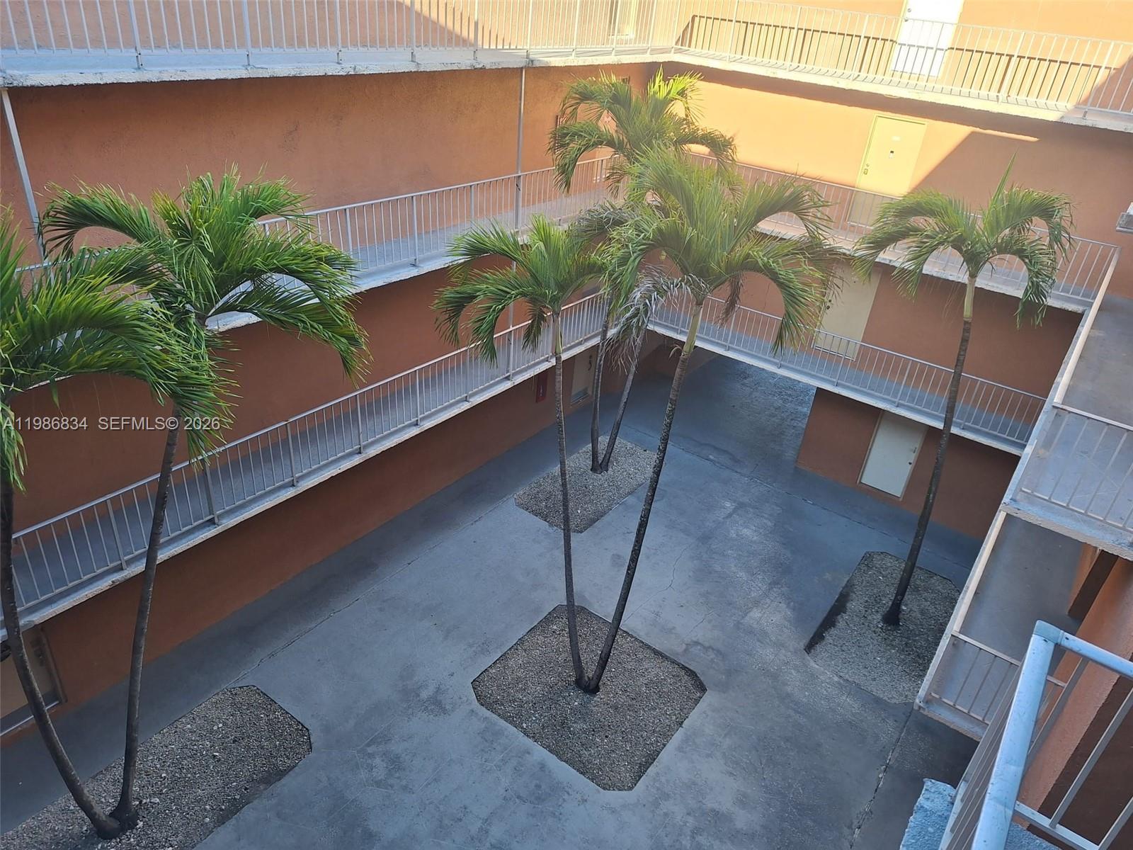 LAKEVIEW GARDENS AT MIAMI - Residential Lease