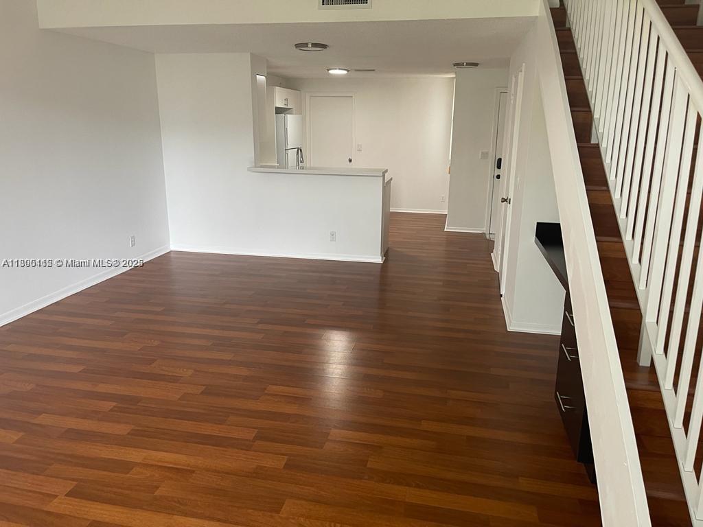 SECTORS 3 & 4 BOUNDARY PL - Residential Lease