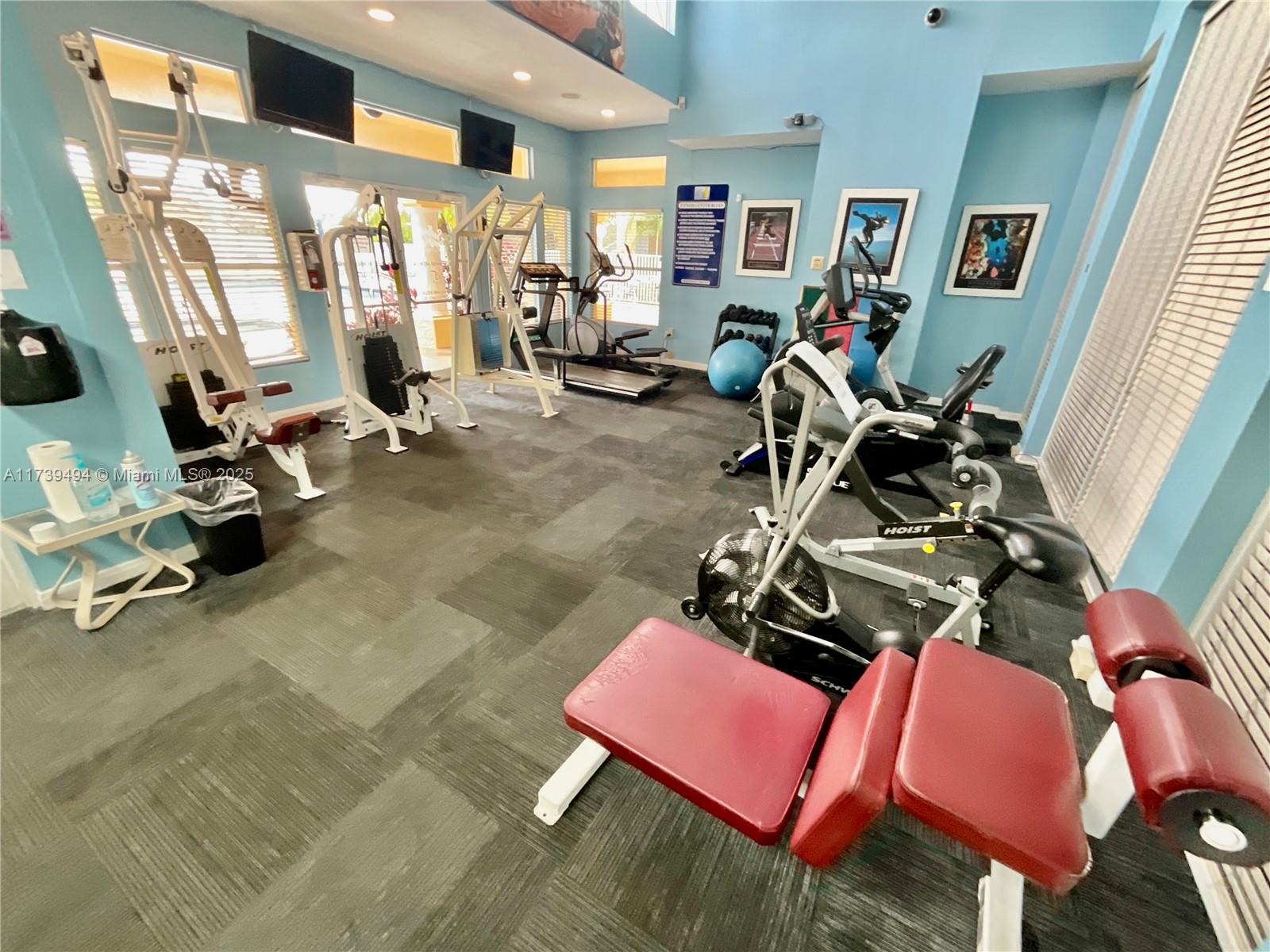 SAILBOAT POINTE CONDO - Residential