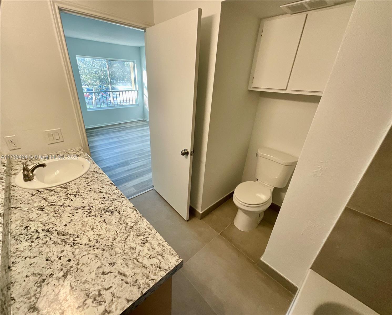 SAILBOAT POINTE CONDO - Residential