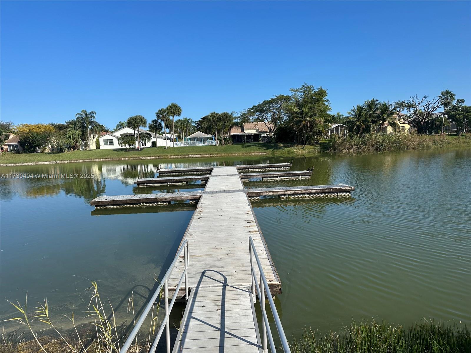 SAILBOAT POINTE CONDO - Residential
