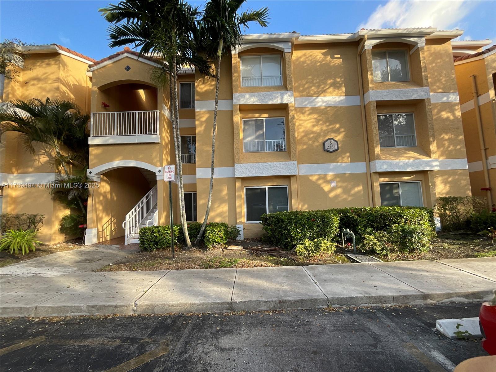 SAILBOAT POINTE CONDO - Residential