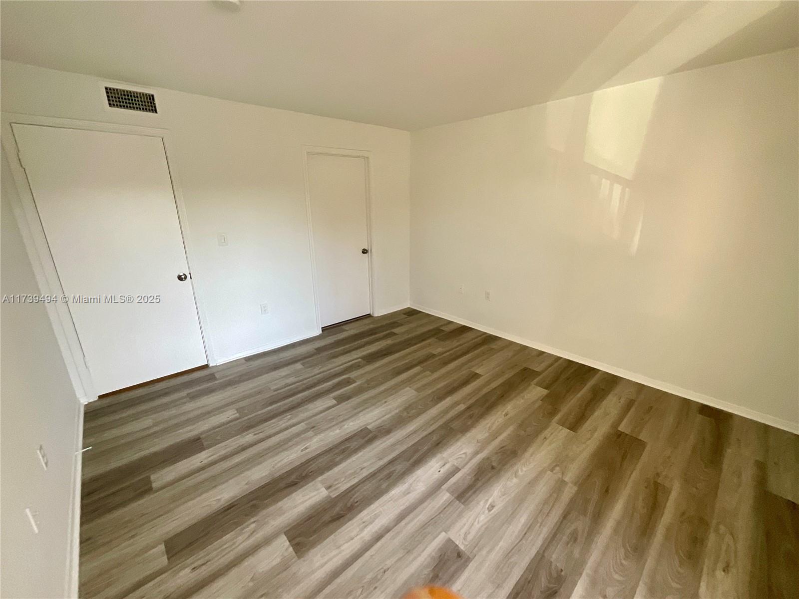 SAILBOAT POINTE CONDO - Residential