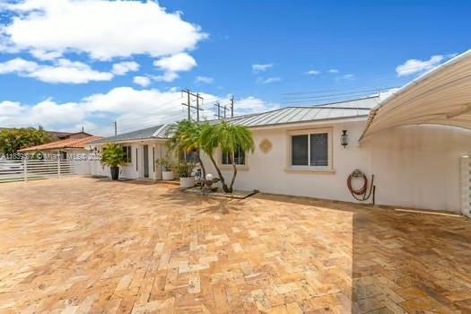 323 NW 136th Pl