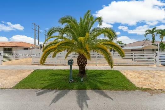 323 NW 136th Pl