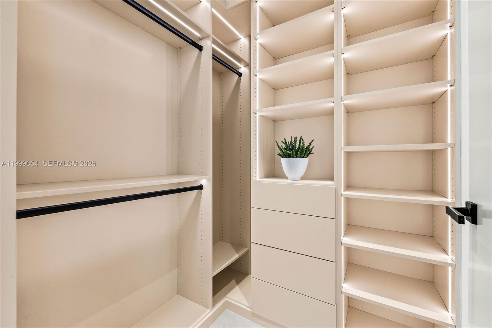 BEACH VIEW ADDN - Residential