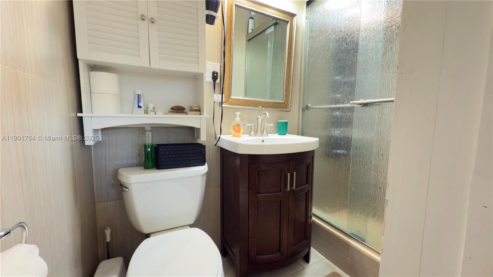 JENADA VILLAS - Residential