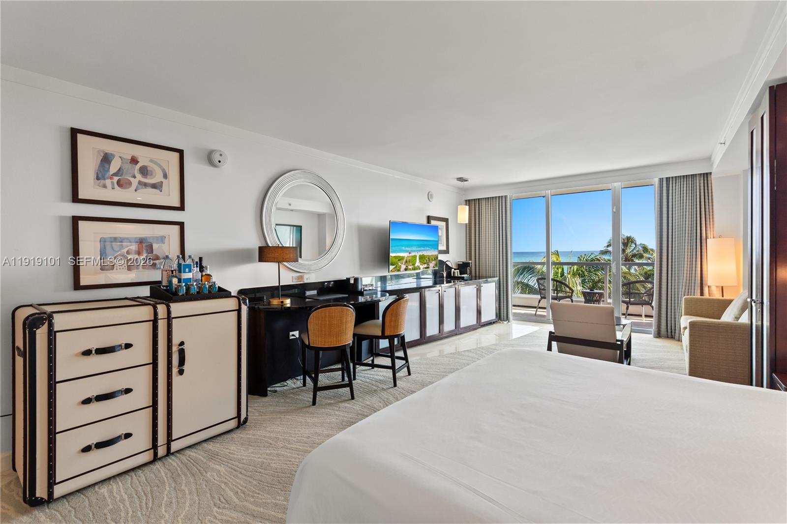 FONTAINEBLEAU III - Residential