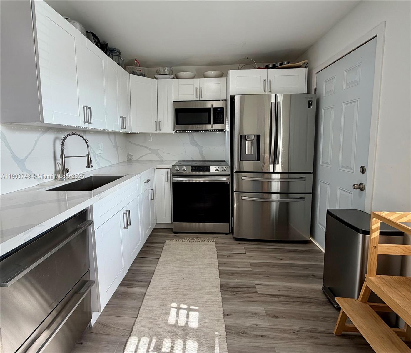 ROLLING GREEN CONDO H - Residential