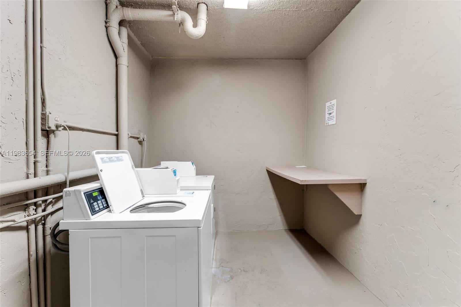 VILLAGE OF KINGS CREEK CO - Residential