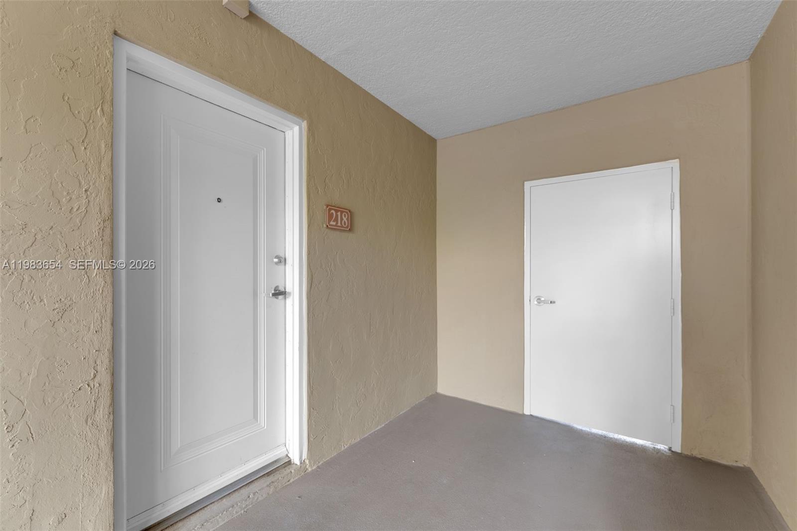 VILLAGE OF KINGS CREEK CO - Residential