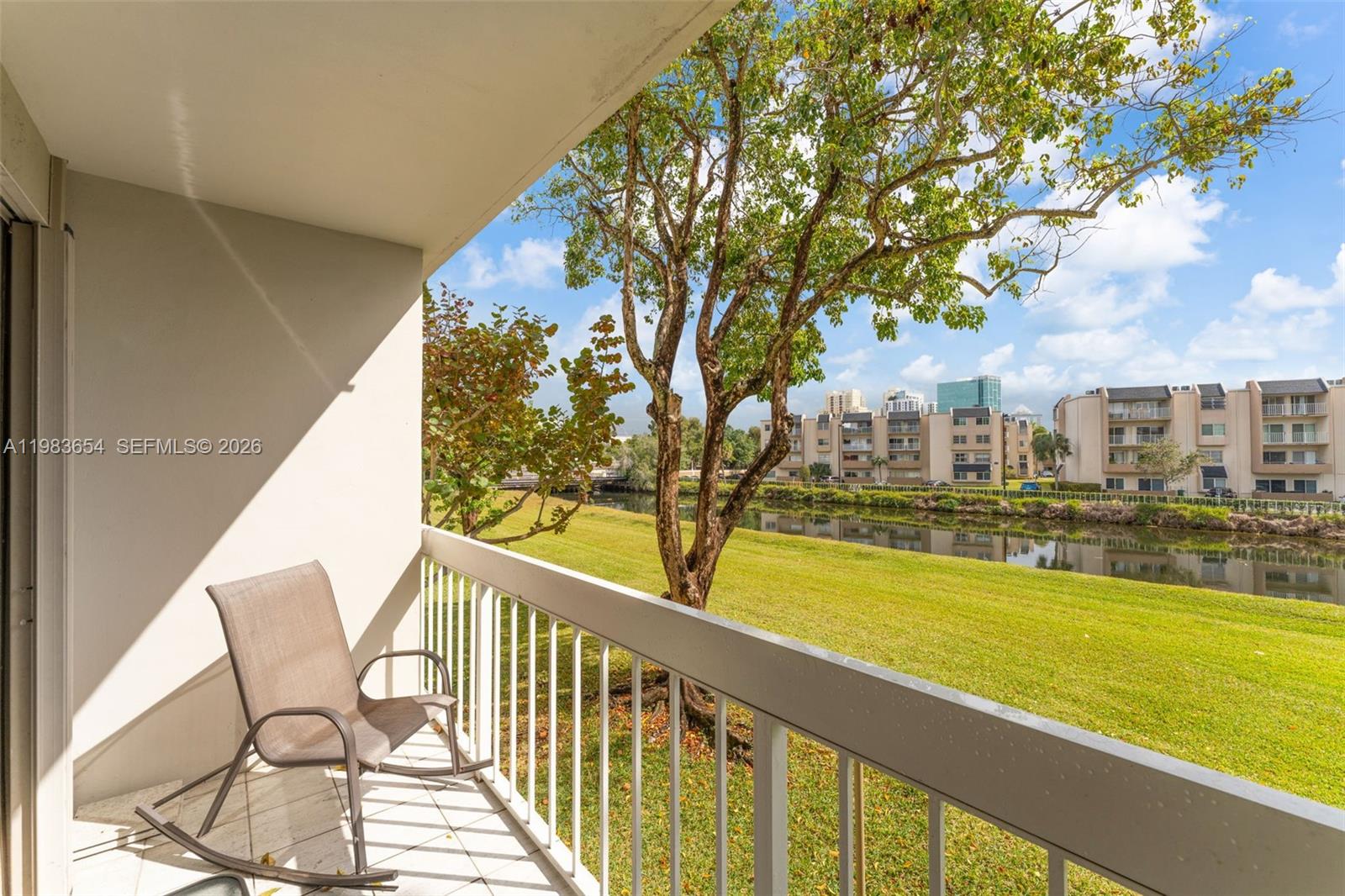 VILLAGE OF KINGS CREEK CO - Residential