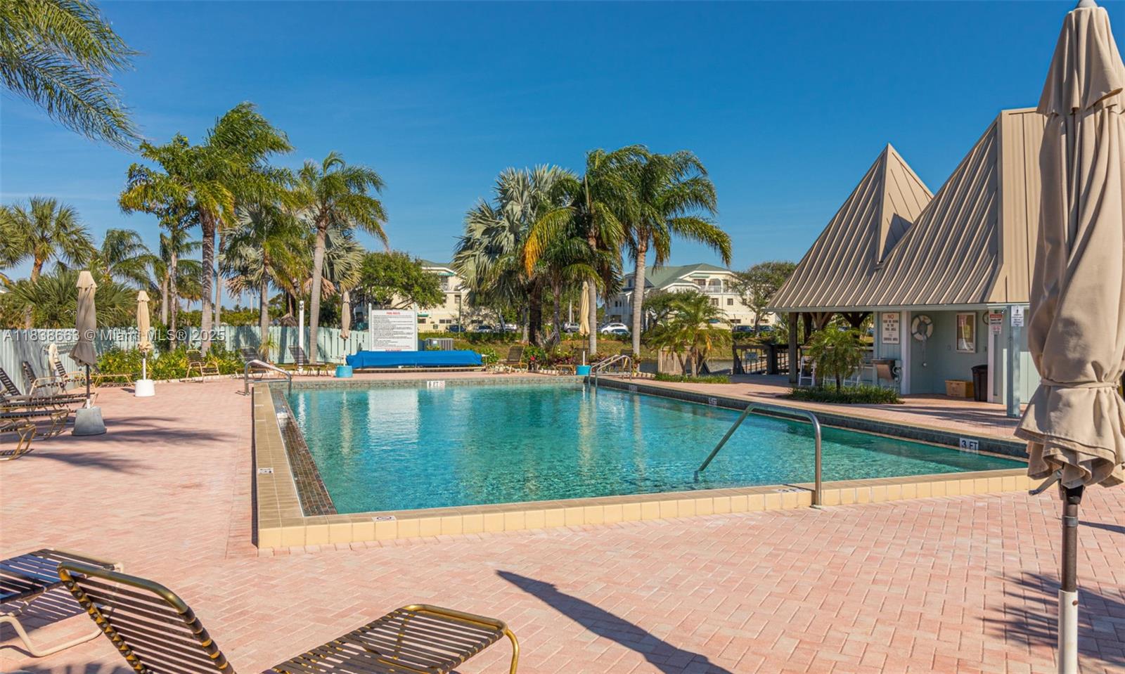 160 N Bella Vista Ct N 60