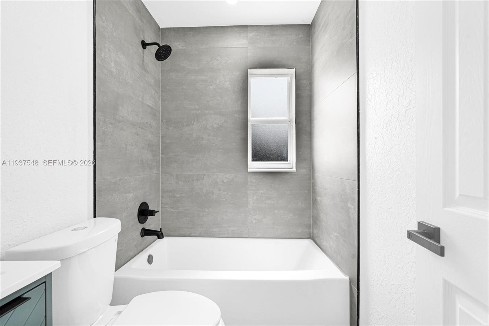 NICHOLS GOLF ESTATES - Residential