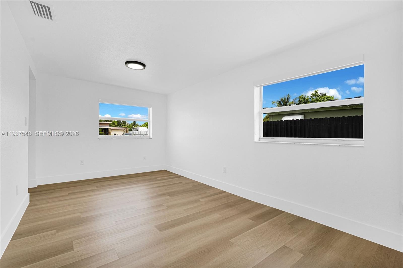 NICHOLS GOLF ESTATES - Residential