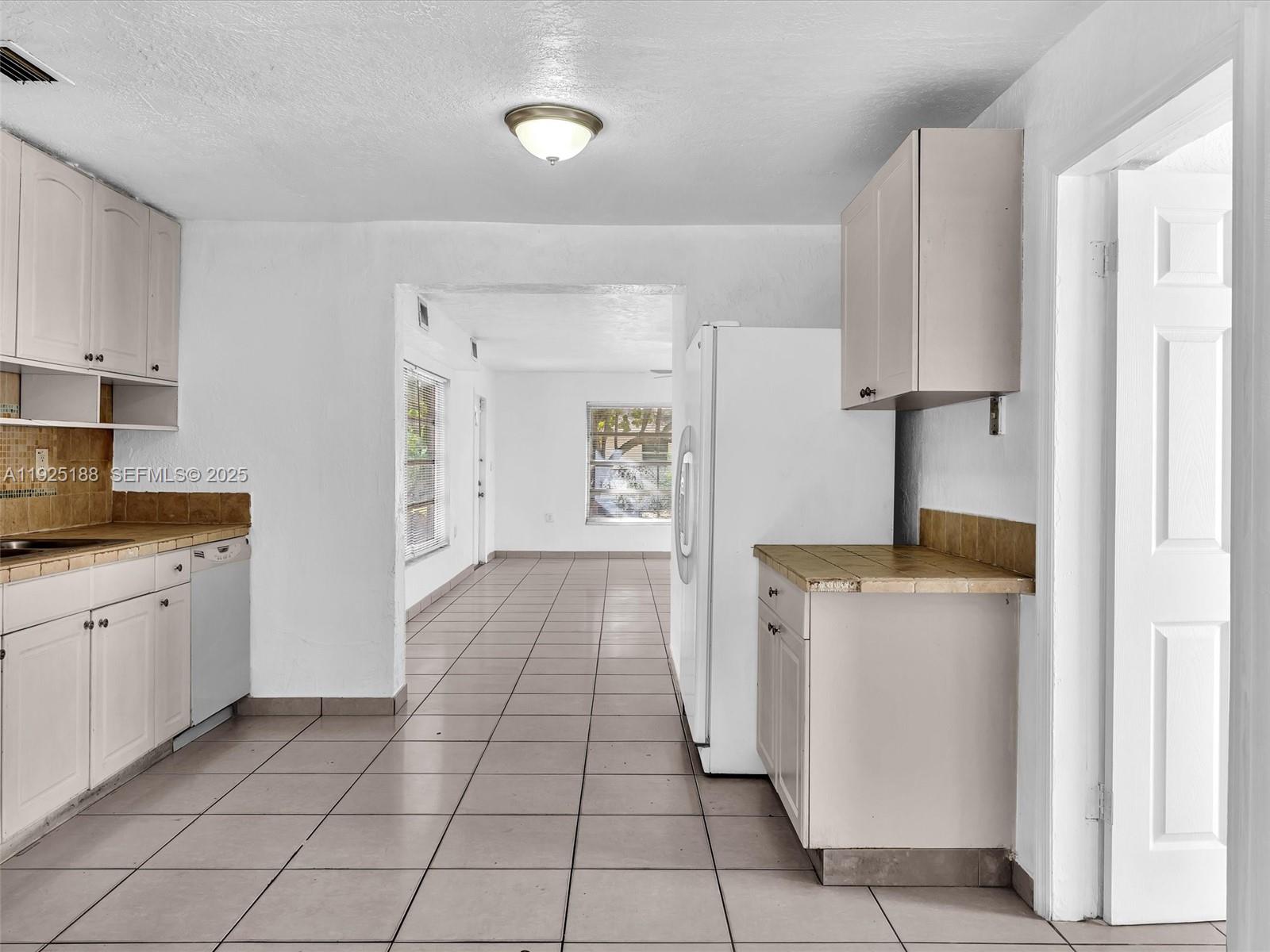 BELMAR AMENDED - Residential Lease