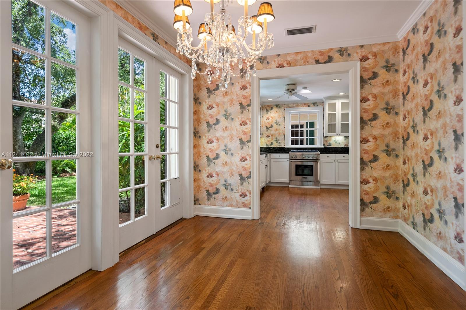 CARTER-HINSON TR - Residential