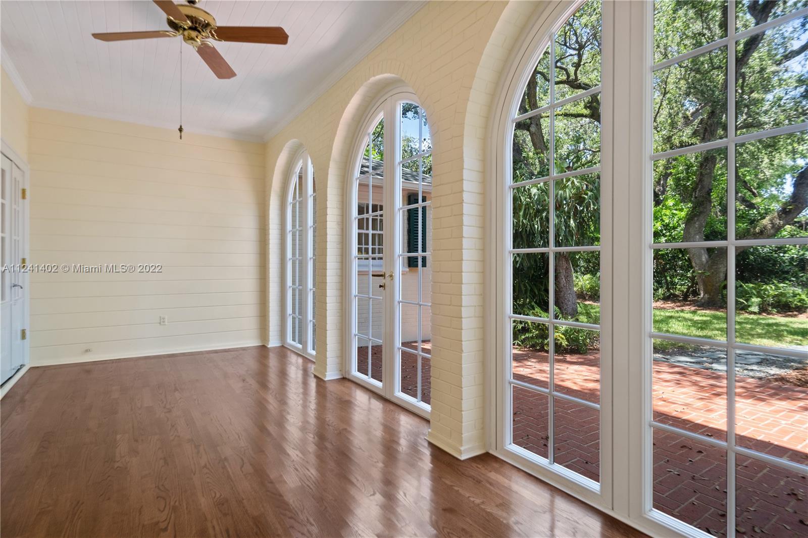 CARTER-HINSON TR - Residential