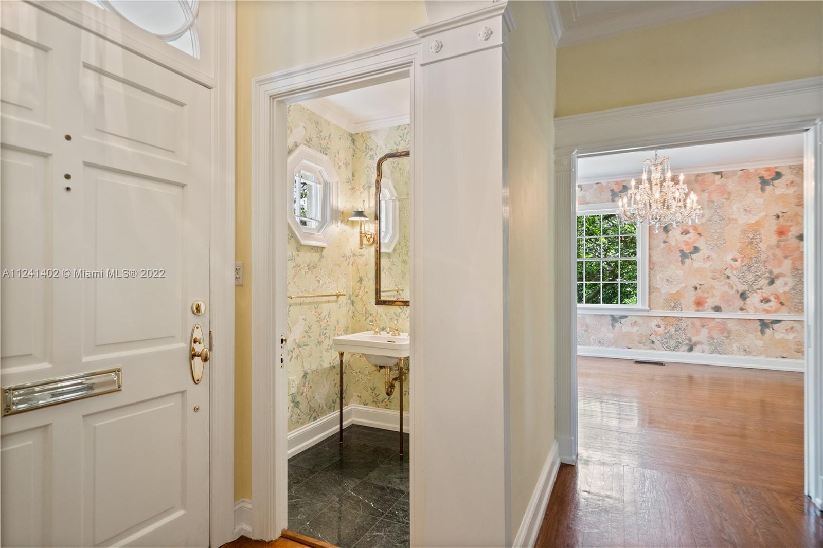 CARTER-HINSON TR - Residential