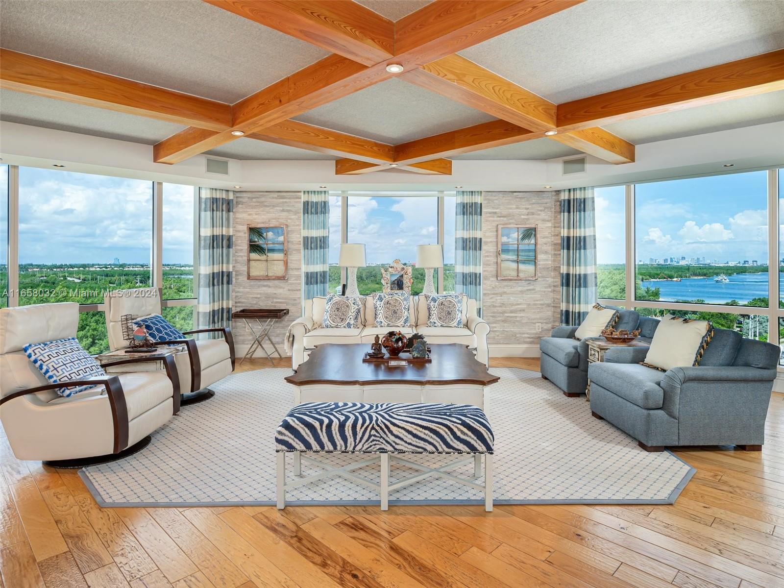 VILLAS OF POSITANO CONDO - Residential