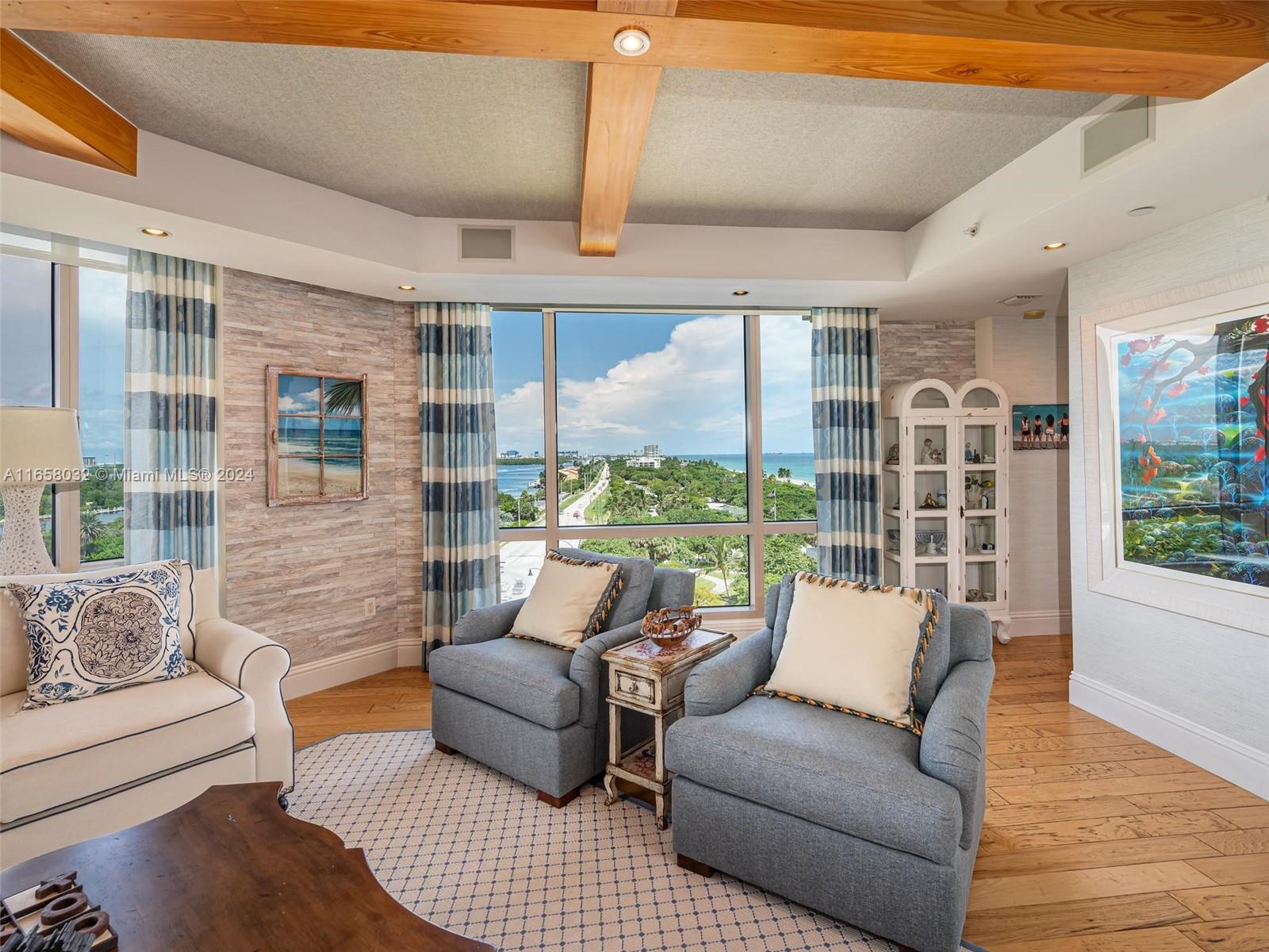 VILLAS OF POSITANO CONDO - Residential