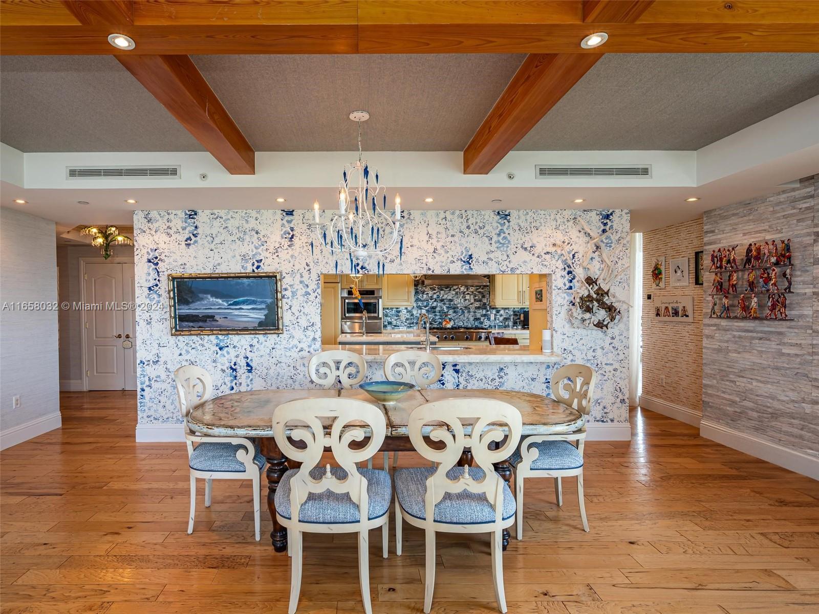 VILLAS OF POSITANO CONDO - Residential