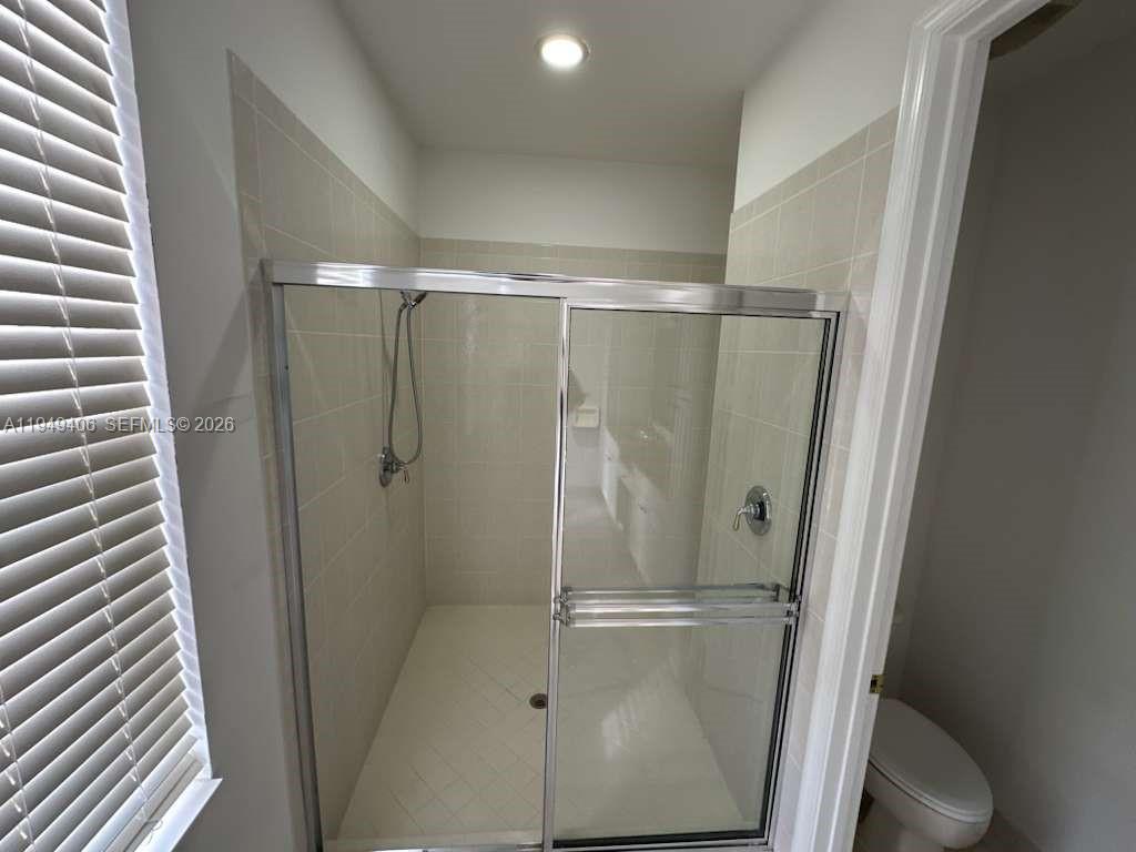 ISLES AT WELLINGTON 8 - Residential