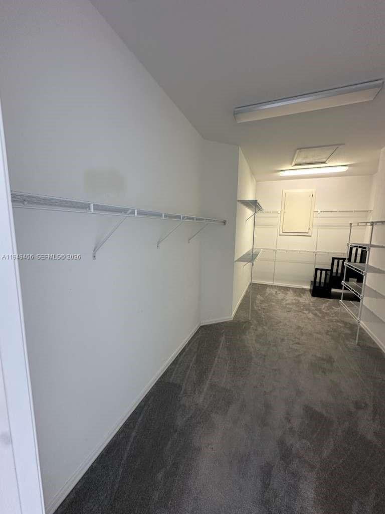 ISLES AT WELLINGTON 8 - Residential