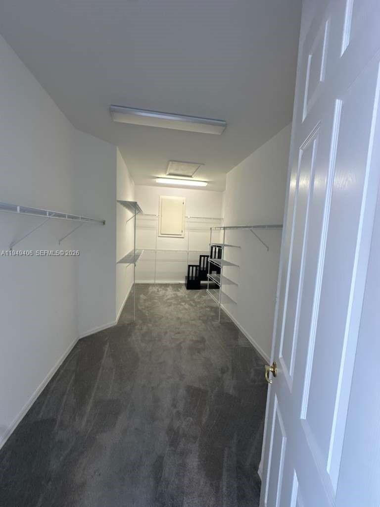 ISLES AT WELLINGTON 8 - Residential