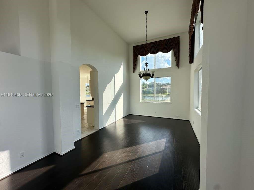 ISLES AT WELLINGTON 8 - Residential