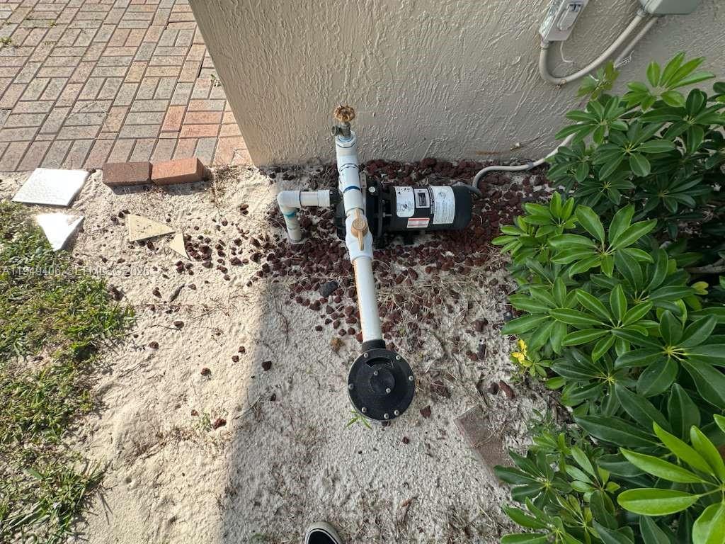 ISLES AT WELLINGTON 8 - Residential