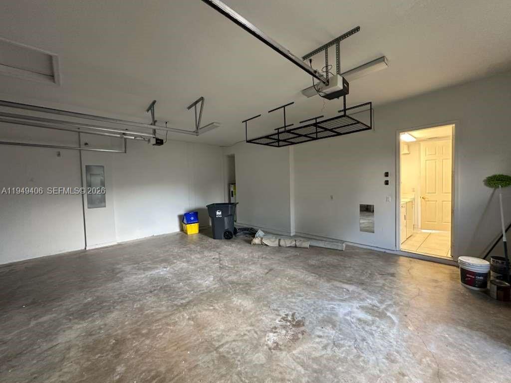 ISLES AT WELLINGTON 8 - Residential