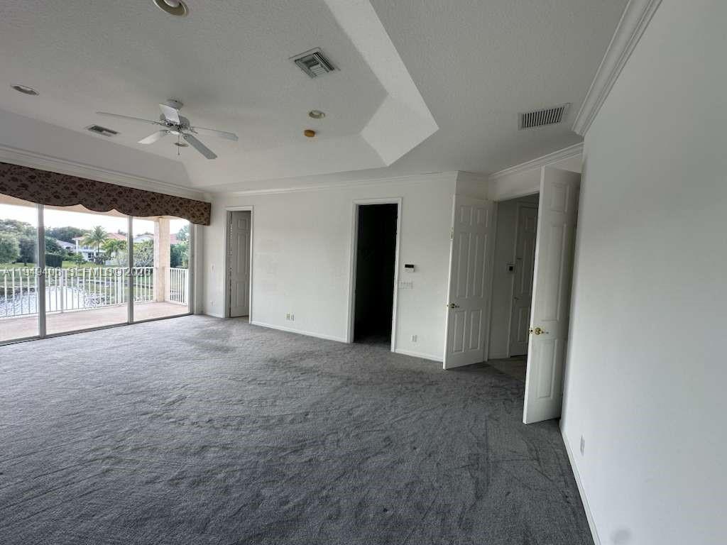 ISLES AT WELLINGTON 8 - Residential