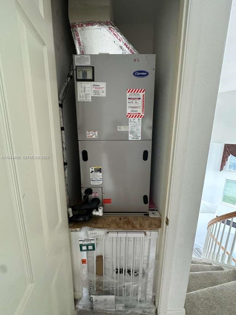 ISLES AT WELLINGTON 8 - Residential