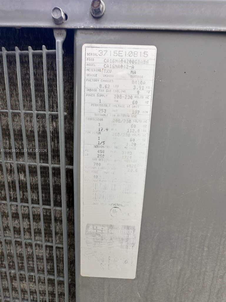 ISLES AT WELLINGTON 8 - Residential