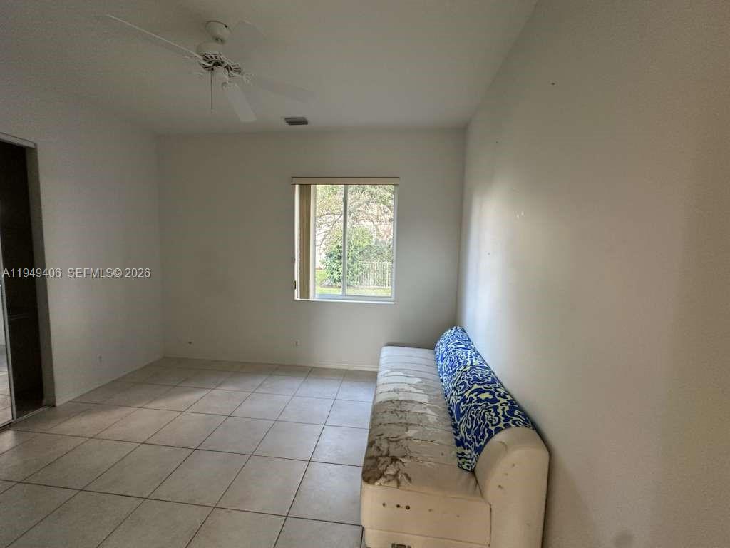 ISLES AT WELLINGTON 8 - Residential