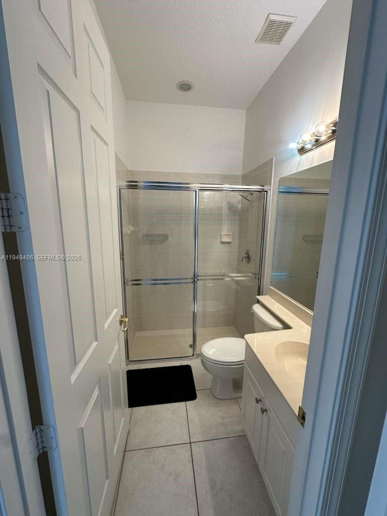 ISLES AT WELLINGTON 8 - Residential