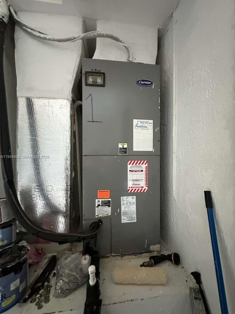 ISLES AT WELLINGTON 8 - Residential