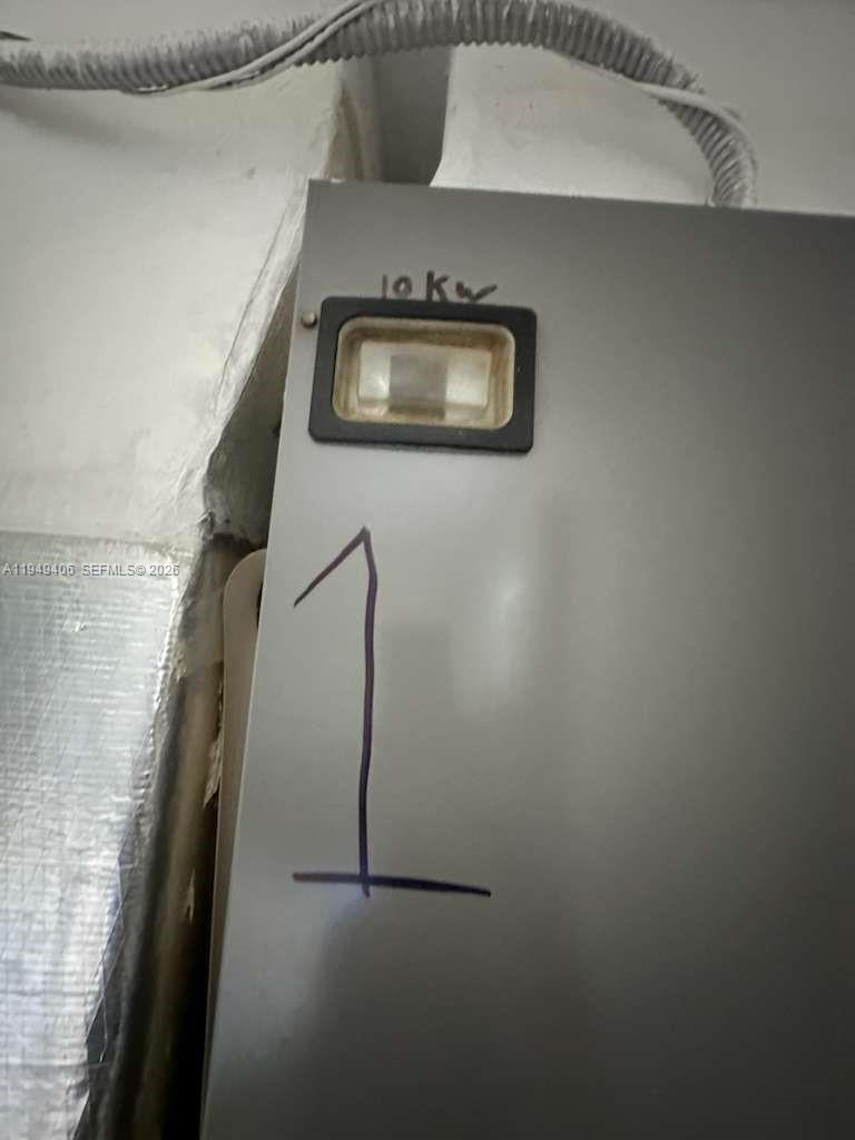 ISLES AT WELLINGTON 8 - Residential